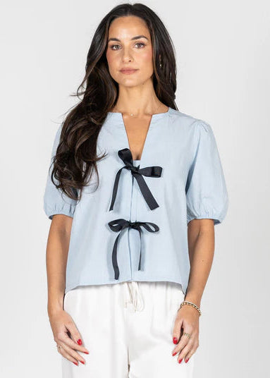 C'EST MOI-TIE FRONT TOP