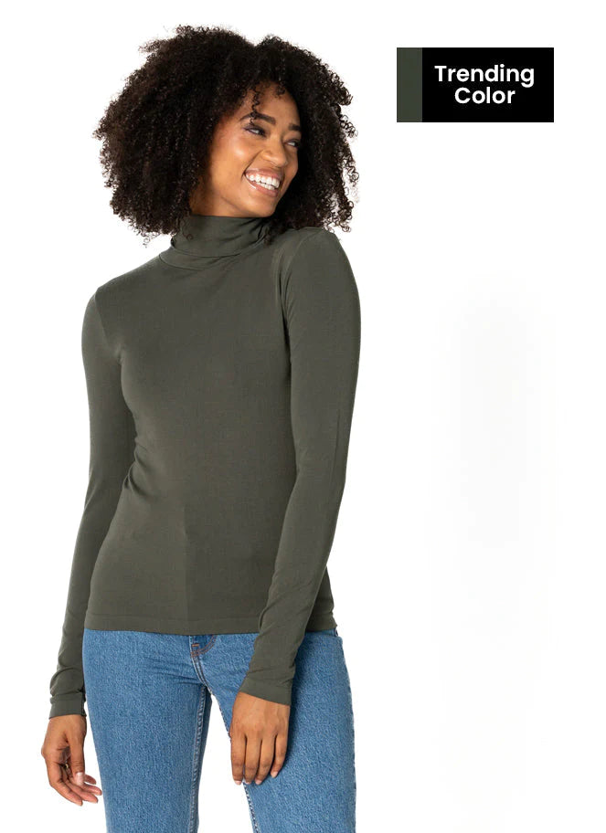 C'EST MOI -BAMBOO SHORT TURTLENECK TOP