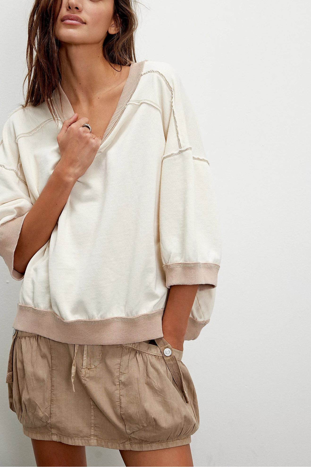 FREE PEOPLE-"EVERYTHING"SWEATSHIRT