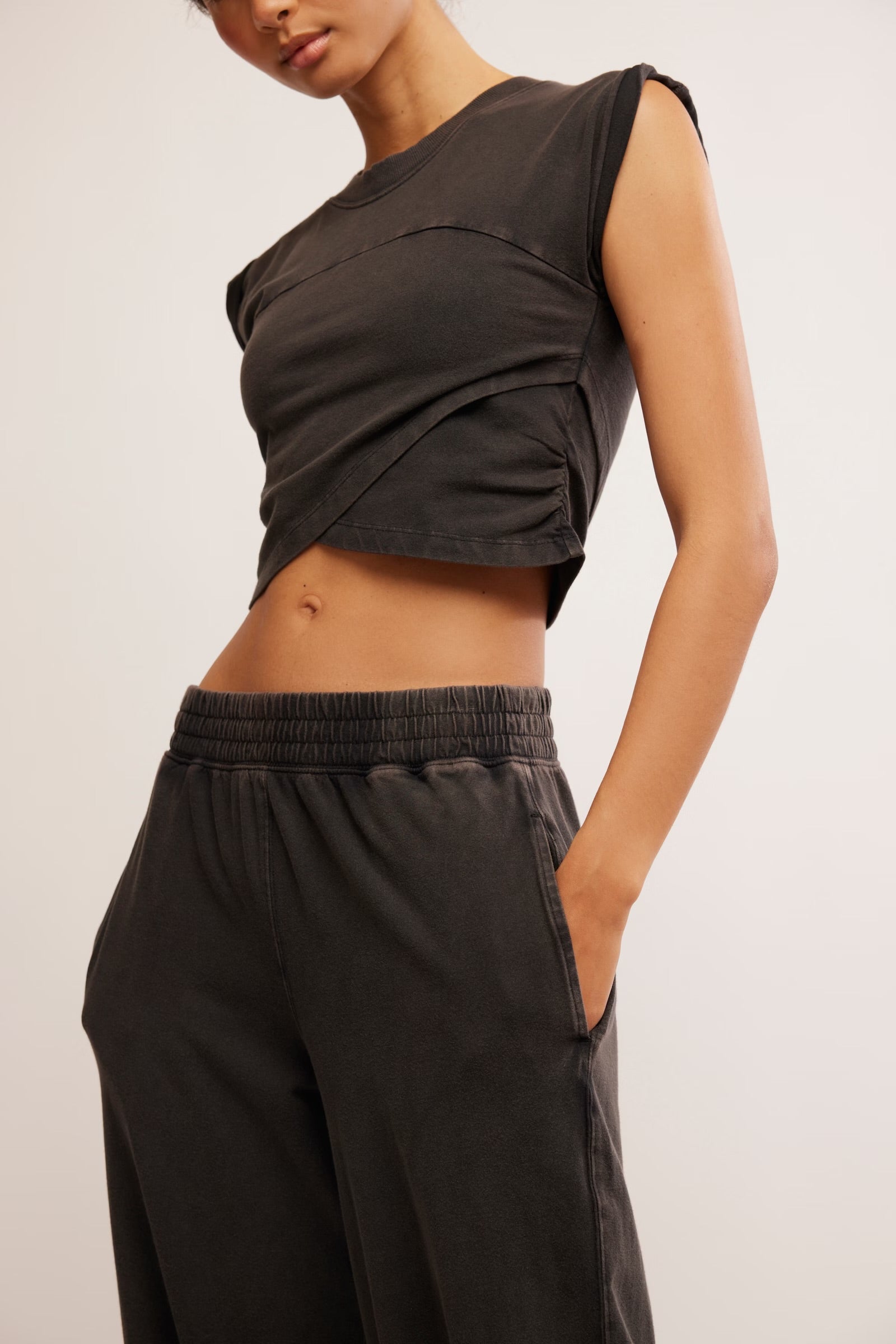 FREE PEOPLE-"HOT SHOT CROSSOVER" SET