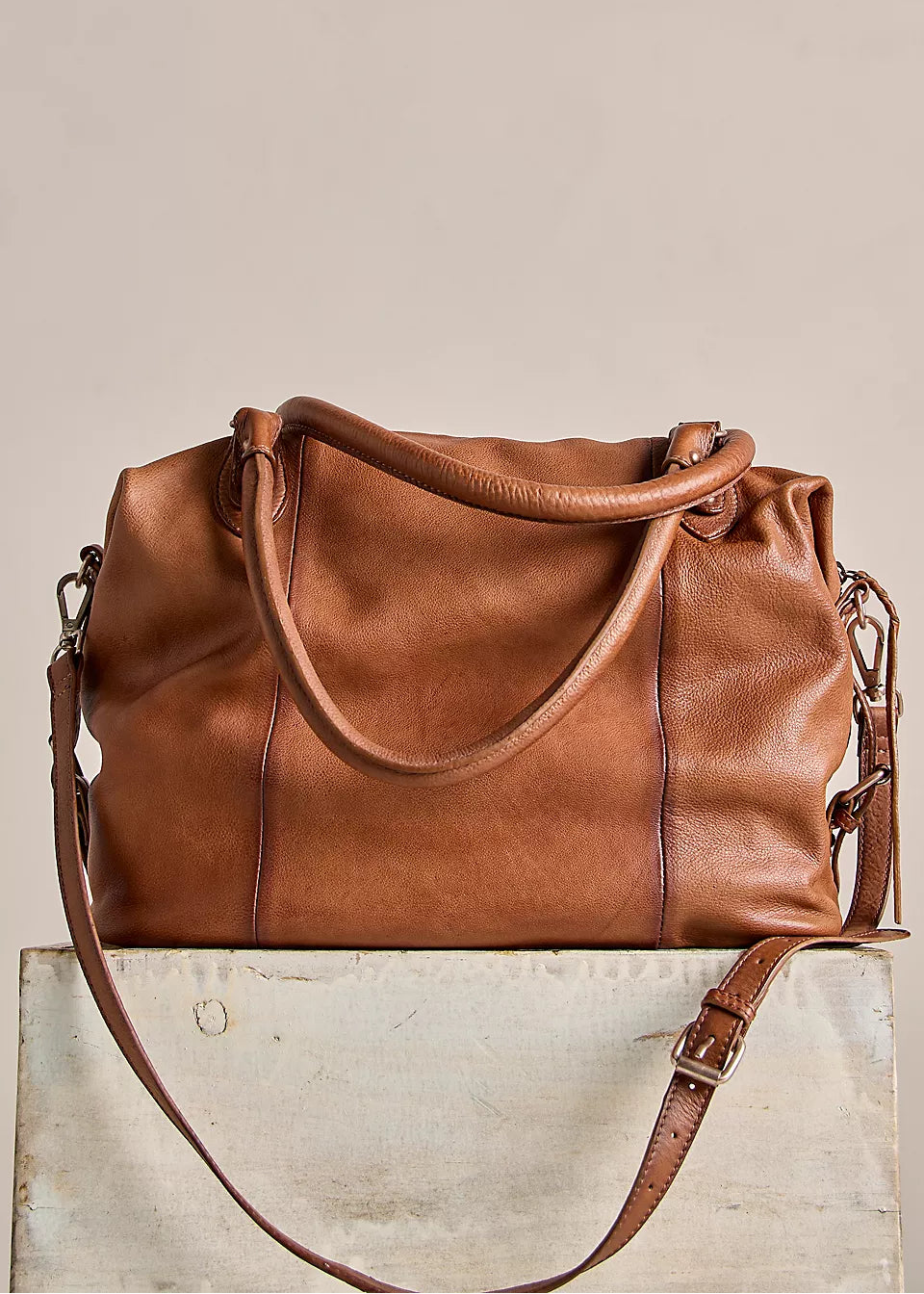 FREE PEOPLE-"EMERSON" TOTE