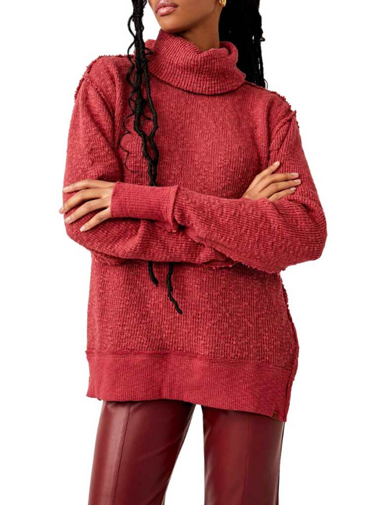 FREE-"TOMMY TURTLE" SWEATER