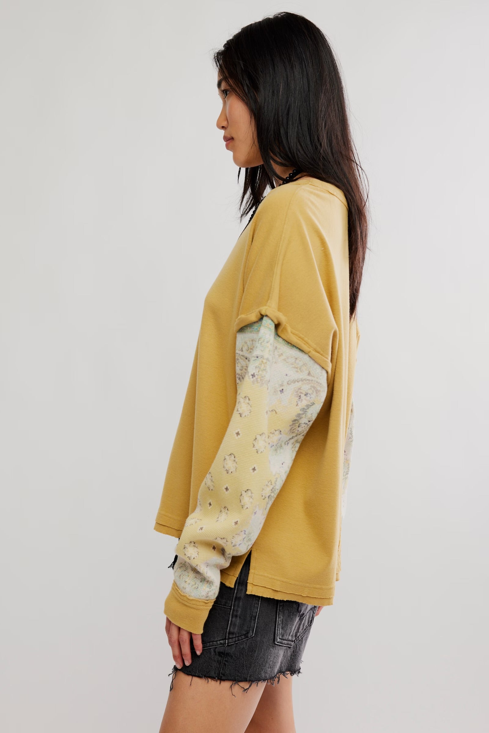 FREE PEOPLE-"WILD AND FREE" LONGSLEEVE TEE