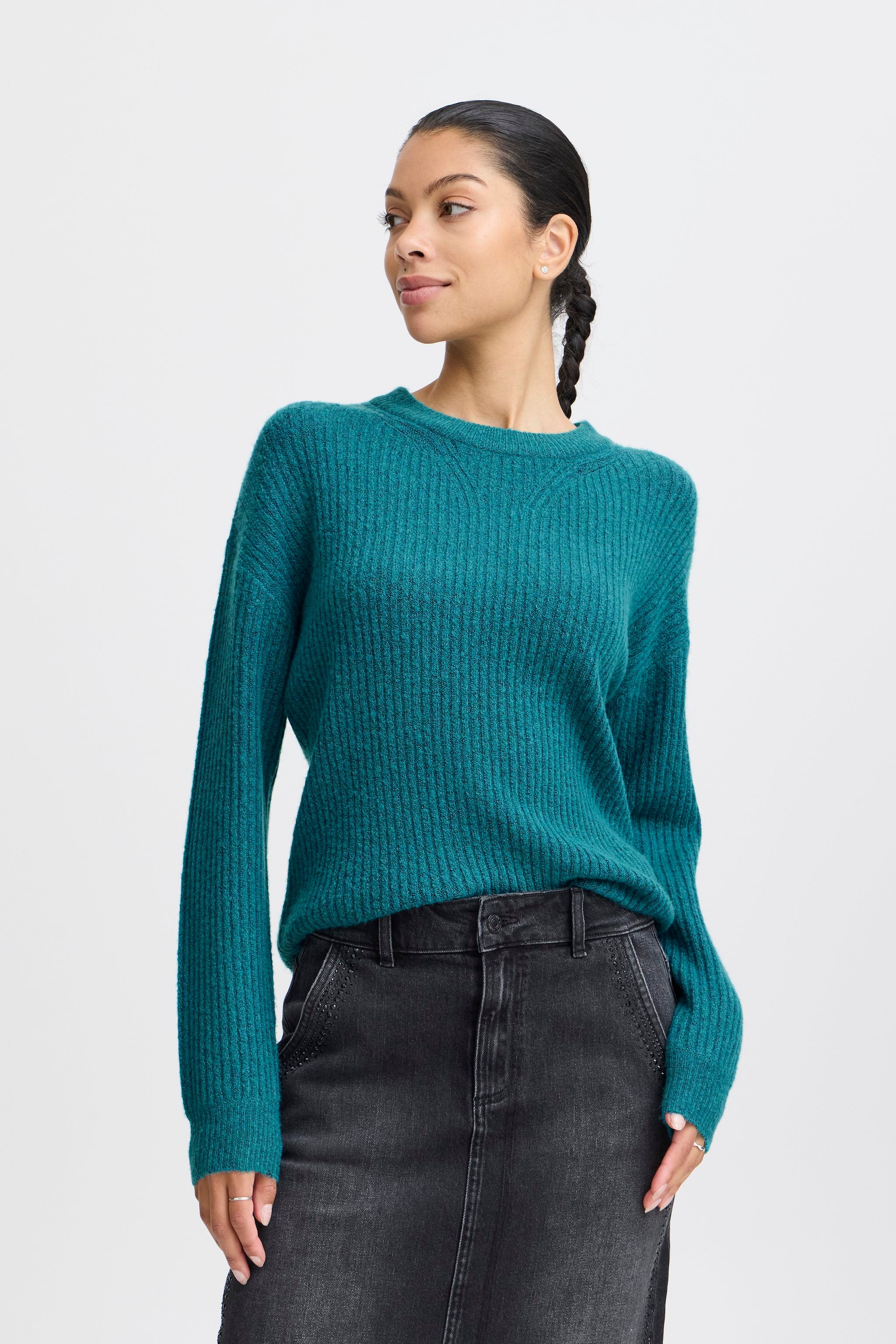 B.YOUNG-"ONEMA" SWEATER