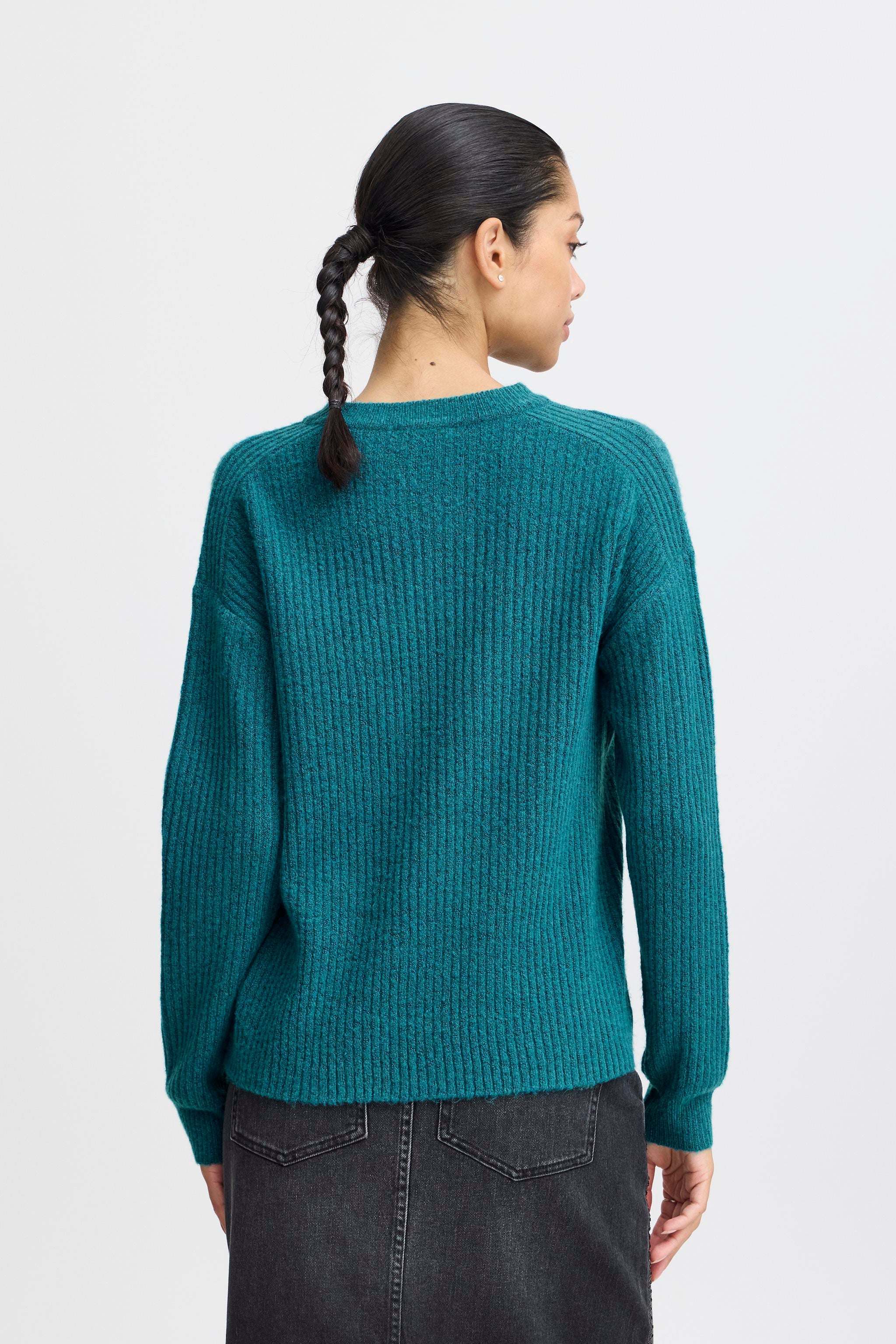 B.YOUNG-"ONEMA" SWEATER