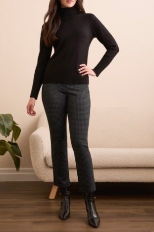 TRIBAL-SWEATER