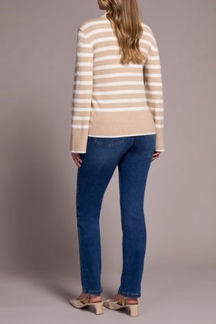 TRIBAL-SWEATER