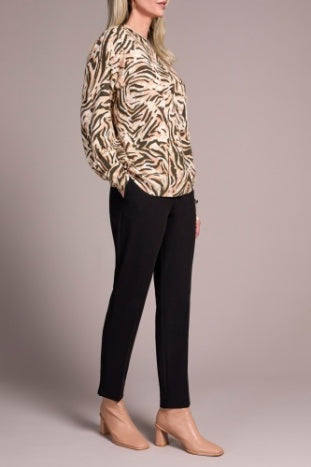 TRIBAL-SWEATER