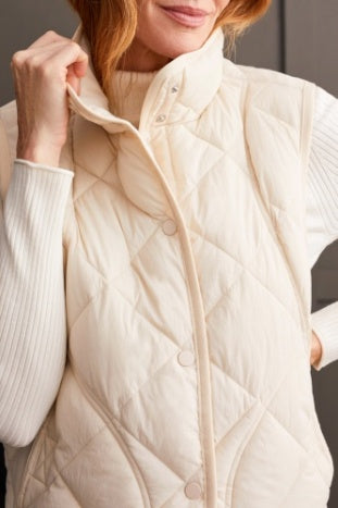 TRIBAL-PUFFER VEST