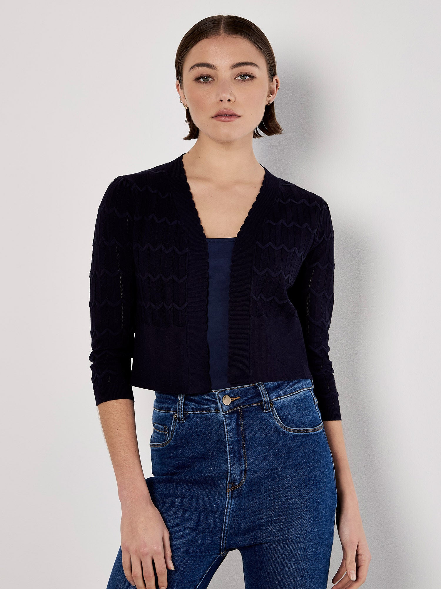 APRICOT-CHEVRON SHRUG