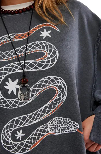 FREE PEOPLE"CAMDEN SWEATSHIRT"