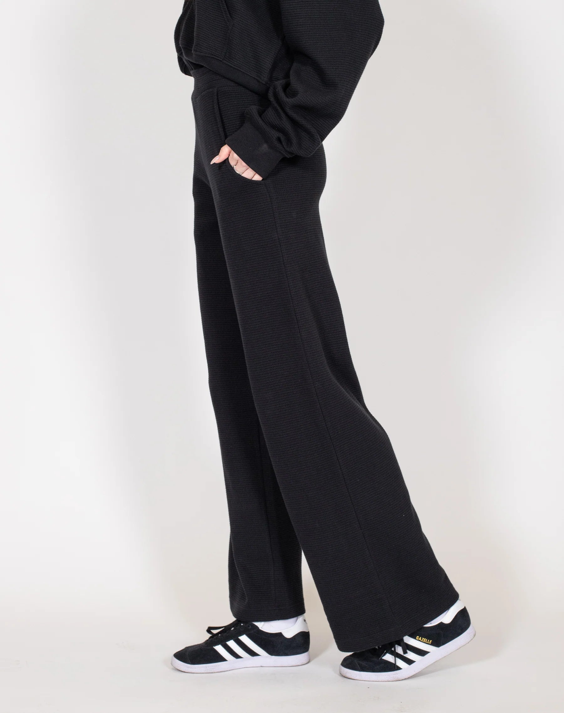 BRUNETTE-WAFFLE KNIT PANT