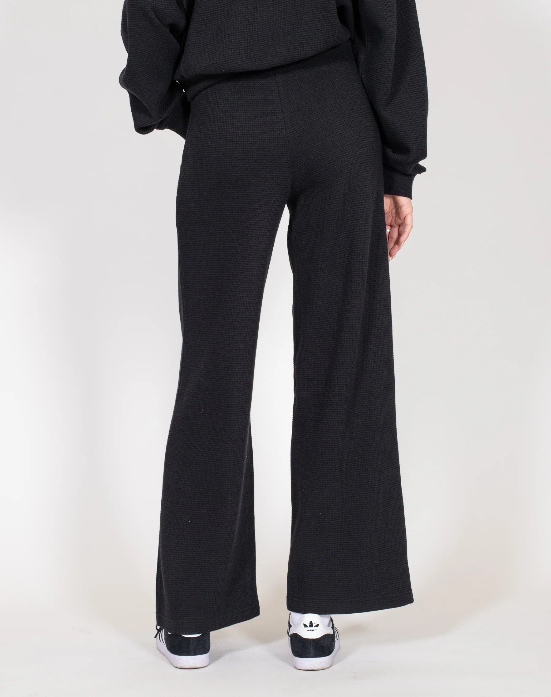 BRUNETTE-WAFFLE KNIT PANT