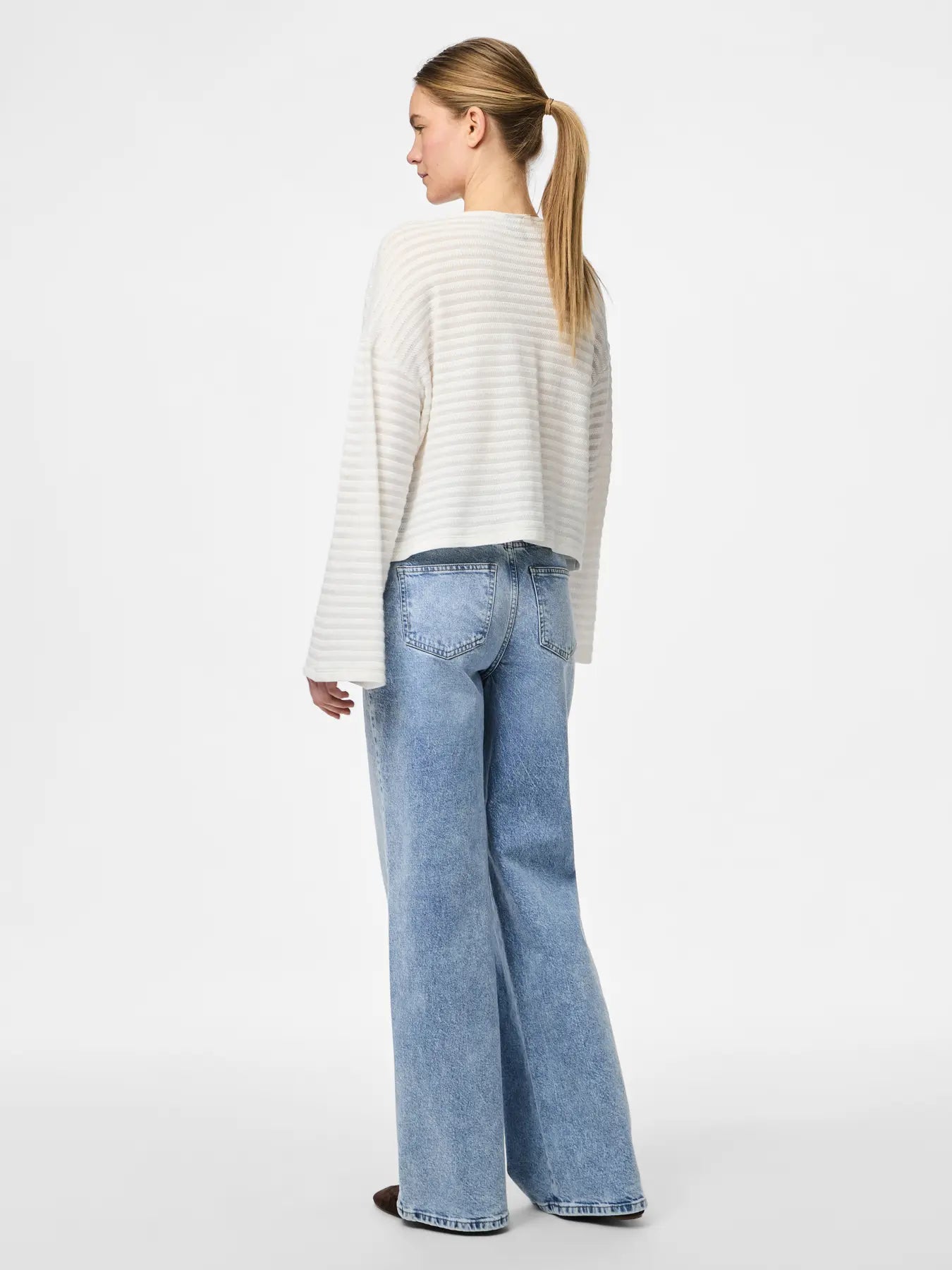 PIECES-"MANILLA" TOP