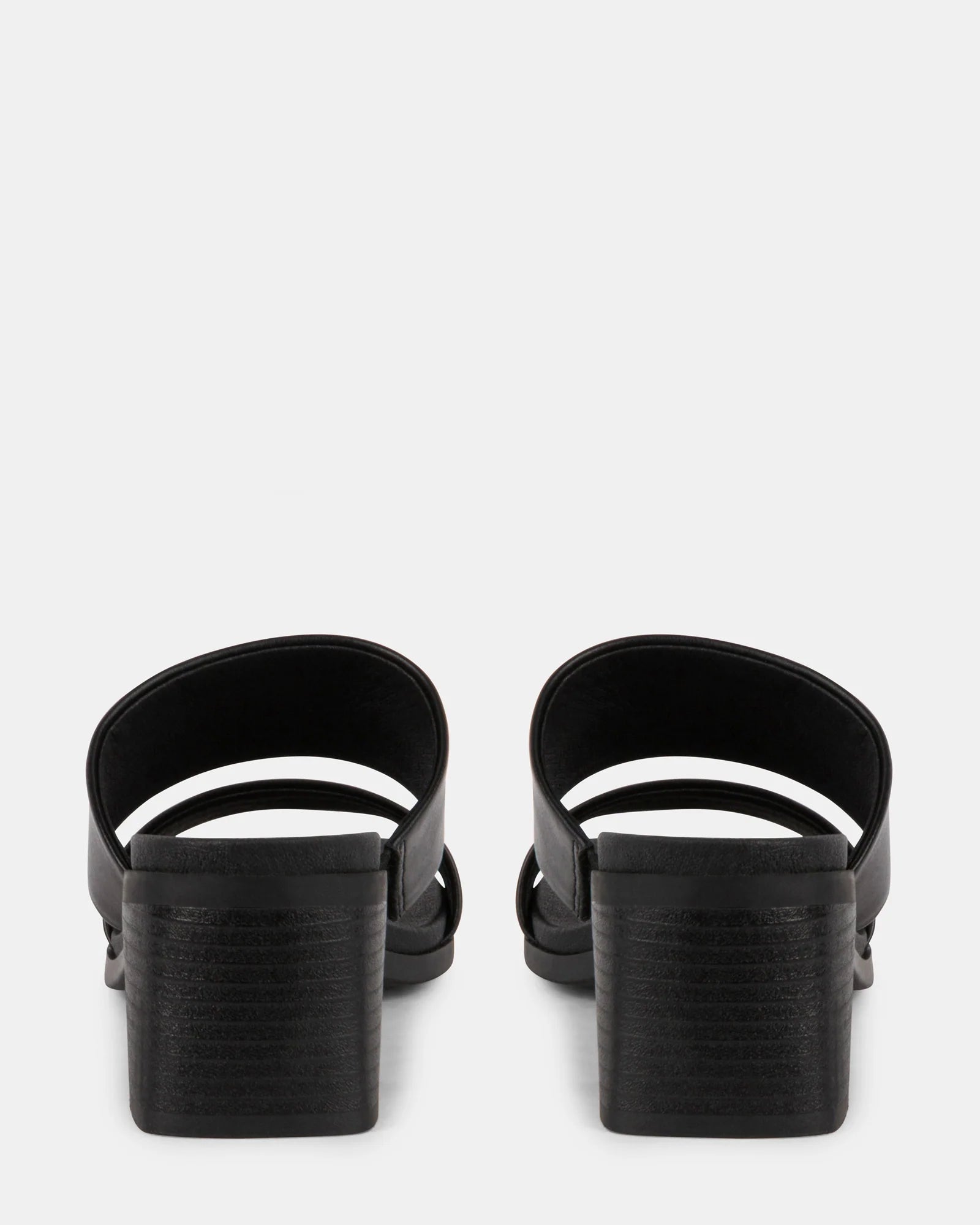 STEVE MADDEN-"PIPPA" SANDAL