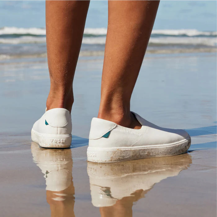 VESSI-"BOARDWALK" SLIP ON WMNS
