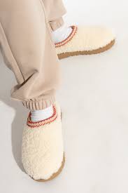 UGG-"TASMAN CURLY"SLIPPER SHOE