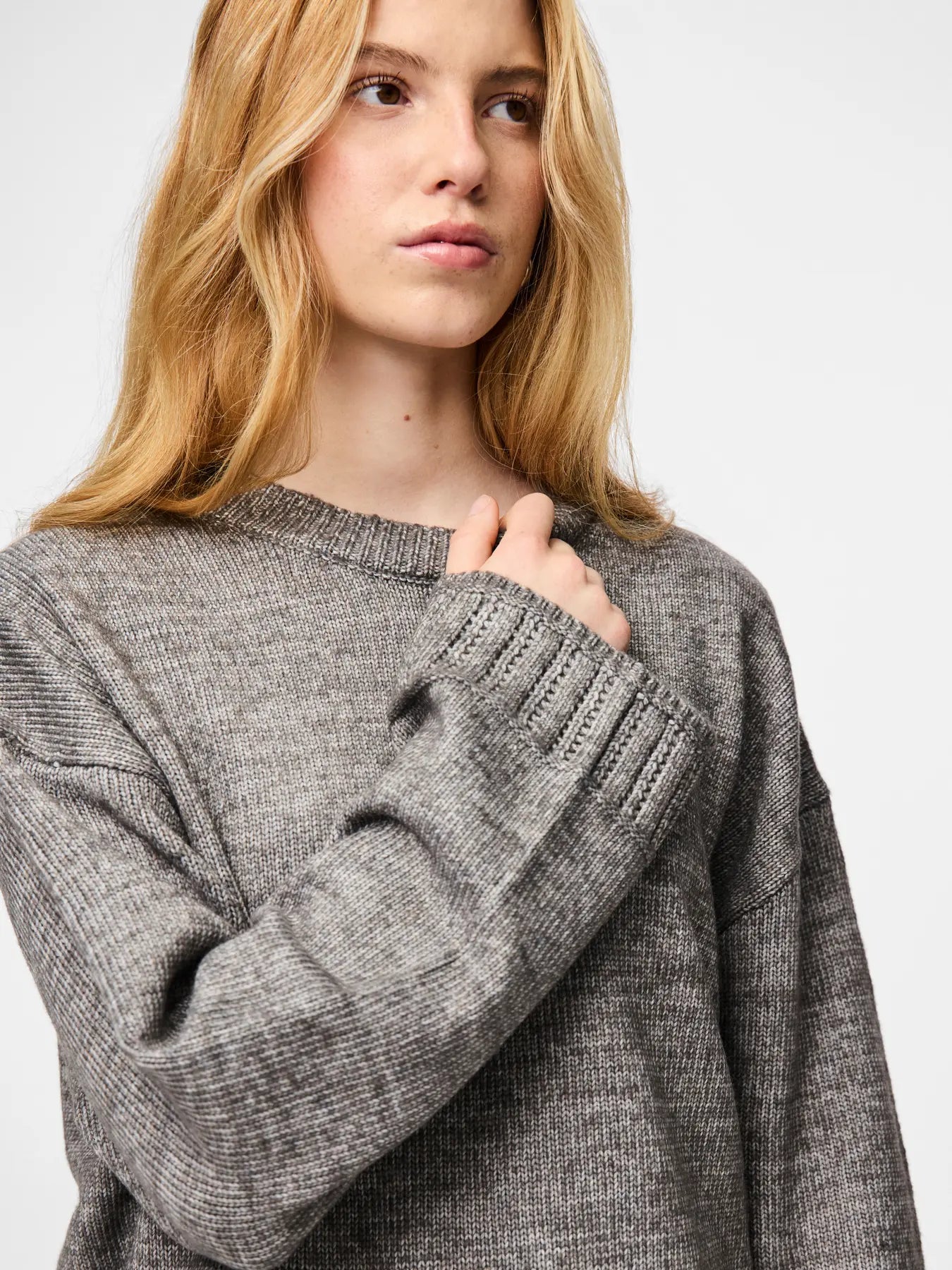 PIECES-"ORLY" SWEATER